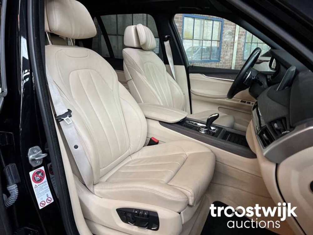 BMW X5 xDrive30d High Executive 258PS 2014 M-Sport 7-Sitzer Panoramadach - Anhängerkupplung, XF-067-S