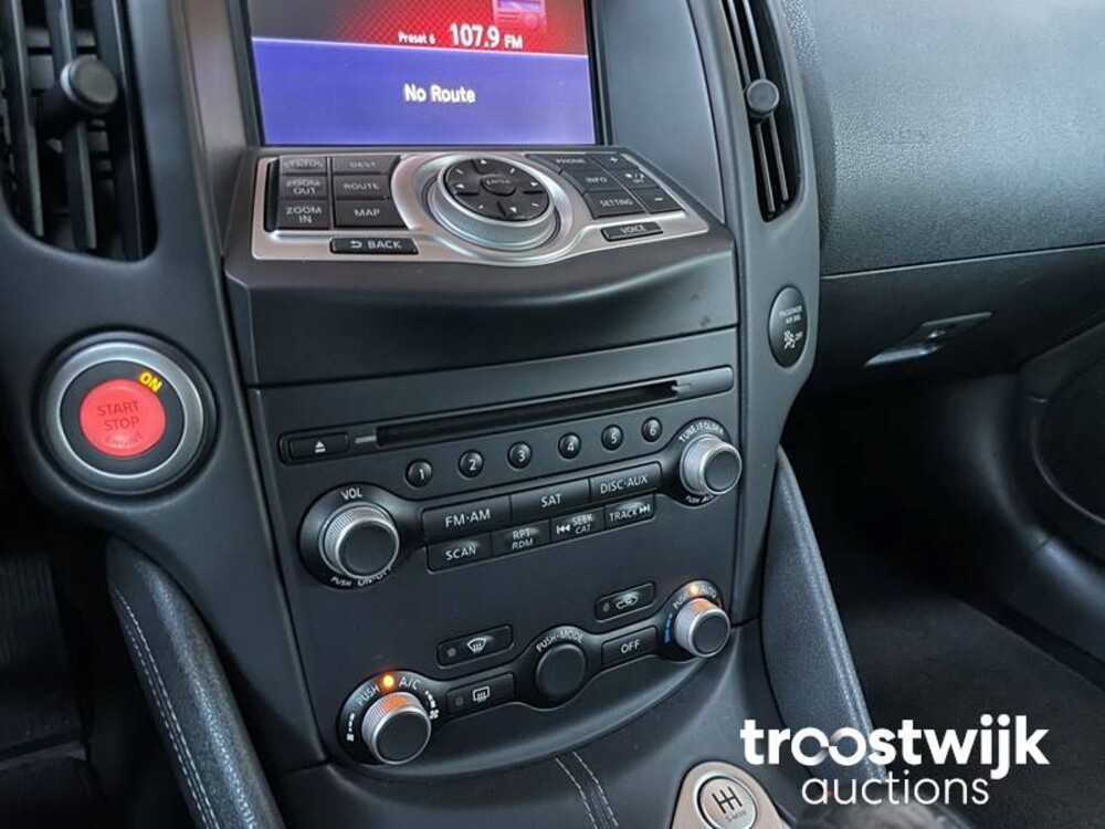 Nissan 370Z 3.7 V6 328 PS 2017