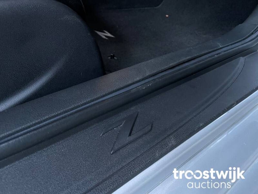 Nissan 370Z 3.7 V6 328 PS 2017