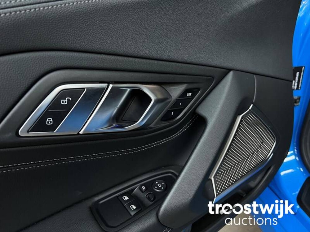 BMW Z4 Roadster M40i High Executive 340PS 2022, S-229-VB -Herstellergarantie-