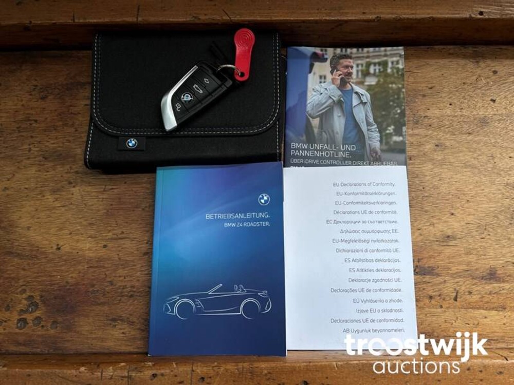 BMW Z4 Roadster M40i High Executive 340PS 2022, S-229-VB -Herstellergarantie-