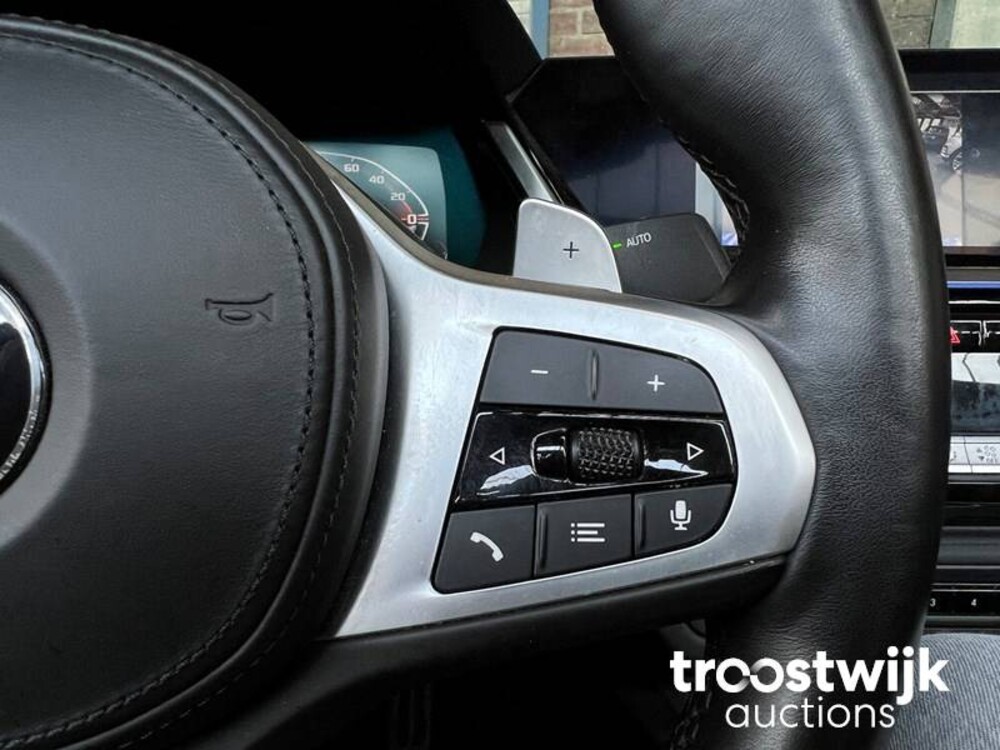 BMW Z4 Roadster M40i High Executive 340PS 2022, S-229-VB -Herstellergarantie-