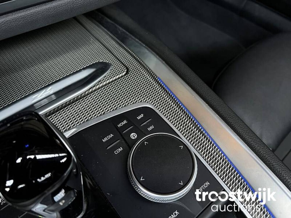 BMW Z4 Roadster M40i High Executive 340PS 2022, S-229-VB -Herstellergarantie-