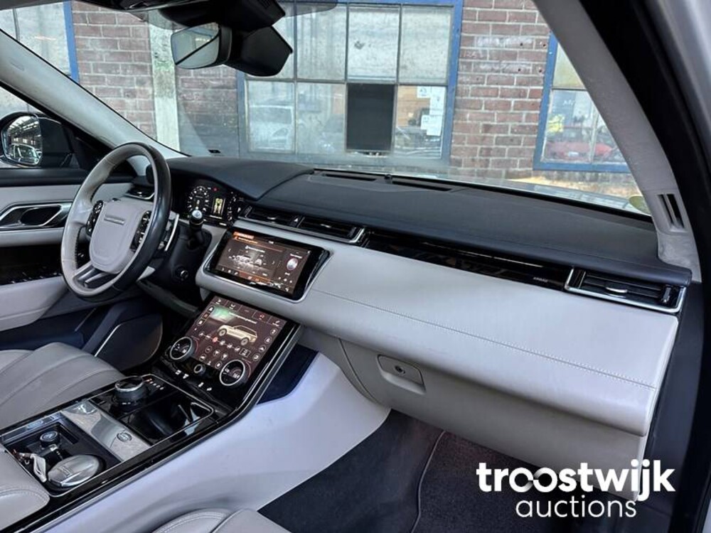 Land Rover Range Rover Velar 3.0 V6 AWD First Edition 300 PS 2018, RP-270-X