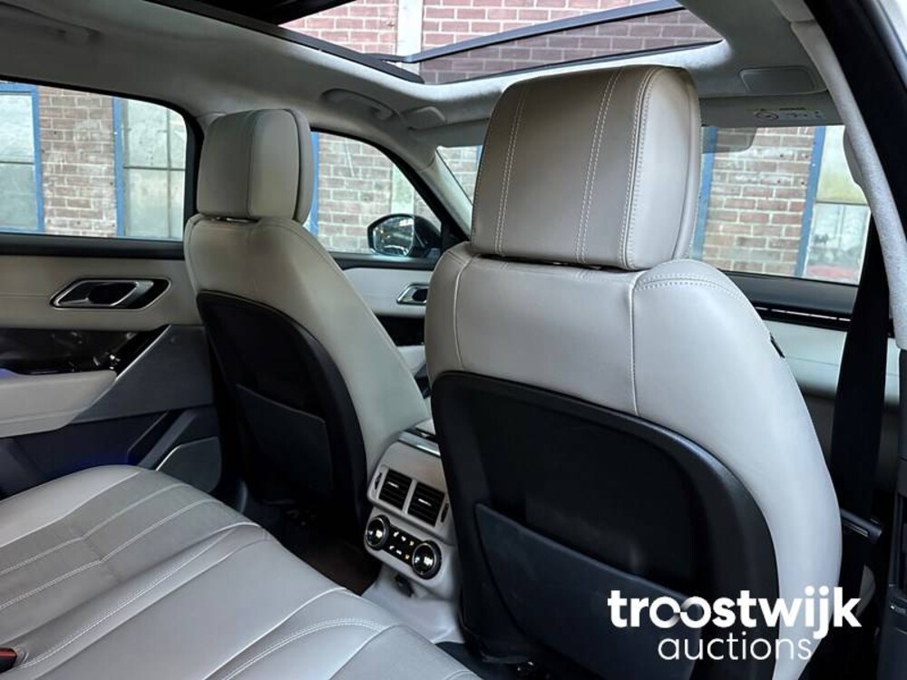 Land Rover Range Rover Velar 3.0 V6 AWD First Edition 300 PS 2018, RP-270-X