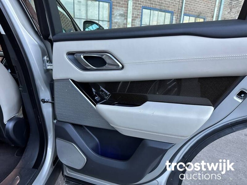 Land Rover Range Rover Velar 3.0 V6 AWD First Edition 300 PS 2018, RP-270-X