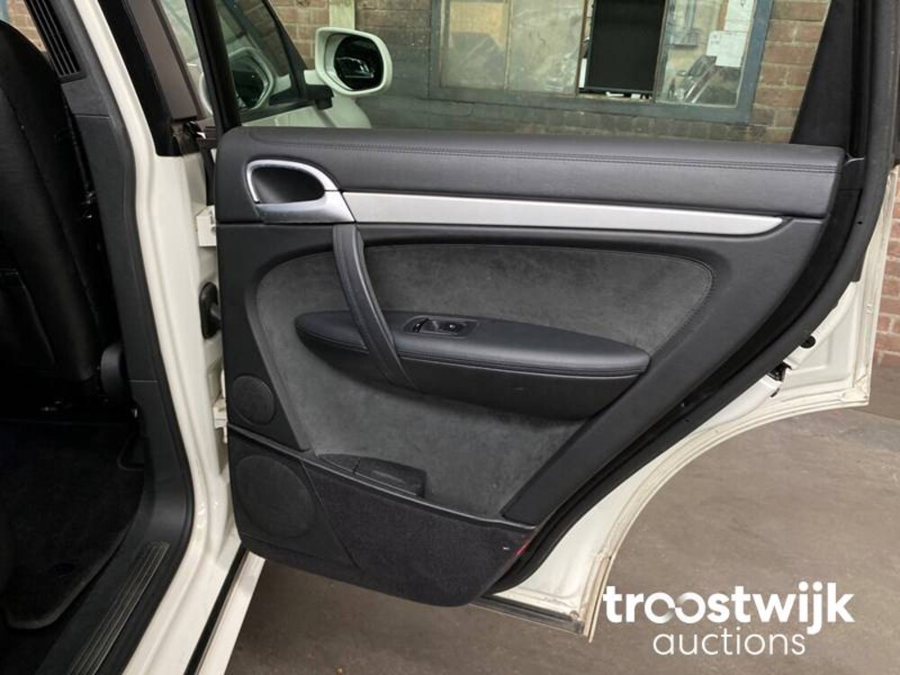 Porsche Cayenne GTS 4.8 V8 405PS 2008