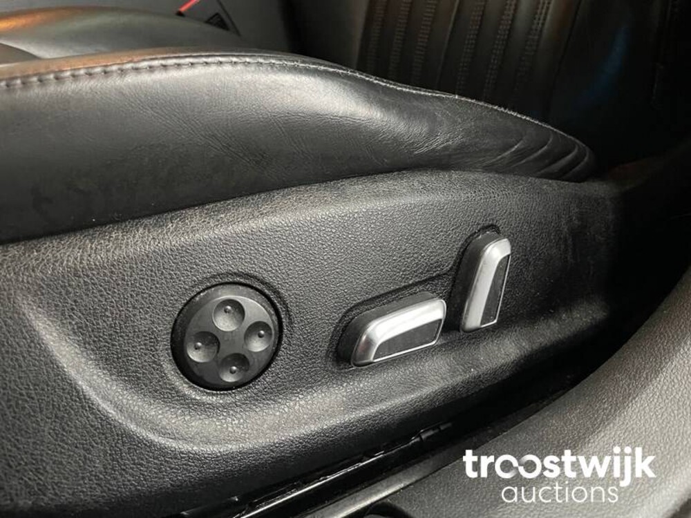 Audi A6 Avant 3.0 biTDI Quattro 400PS 2012