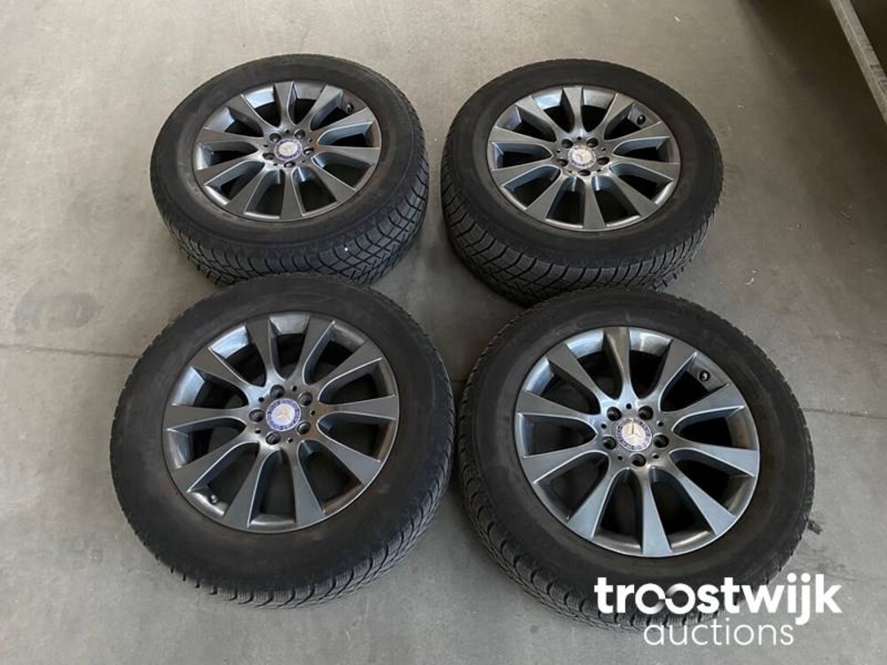 Mercedes-Benz GLE400 4Matic GLE-Klasse 333PS 2016, PV-558-D