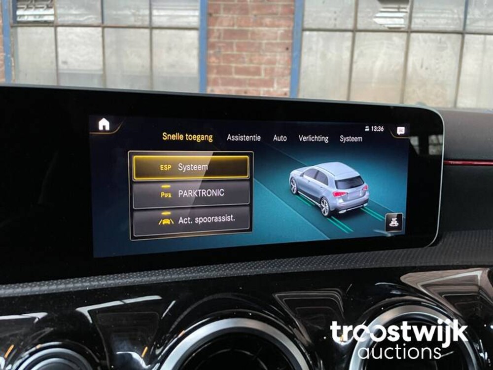 Mercedes-Benz 180d Business Solution 116 PS 2018 A-Klasse, XJ-192-K