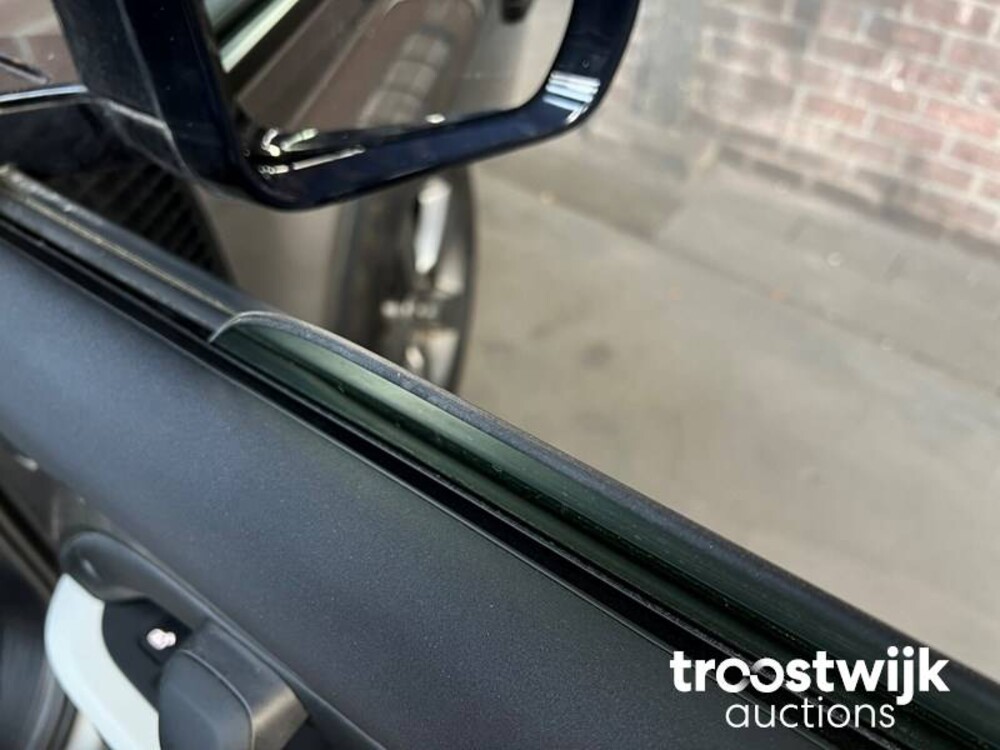 Land Rover Defender 3.0 D250 90 X-Dynamic SE 249 PS 2021, L-453-GX