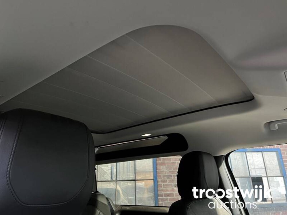 Land Rover Defender 3.0 D250 90 X-Dynamic SE 249 PS 2021, L-453-GX