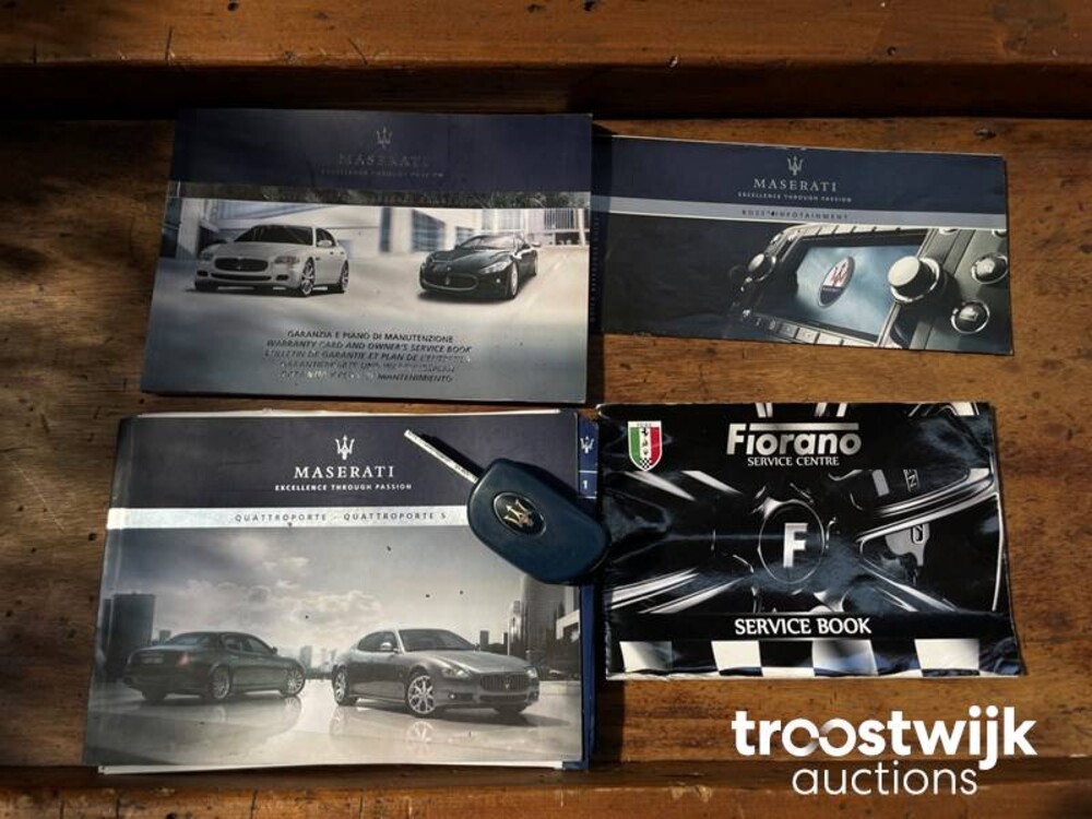 Maserati Quattroporte Executive GT 4.2 V8 ZF 400PS 2011