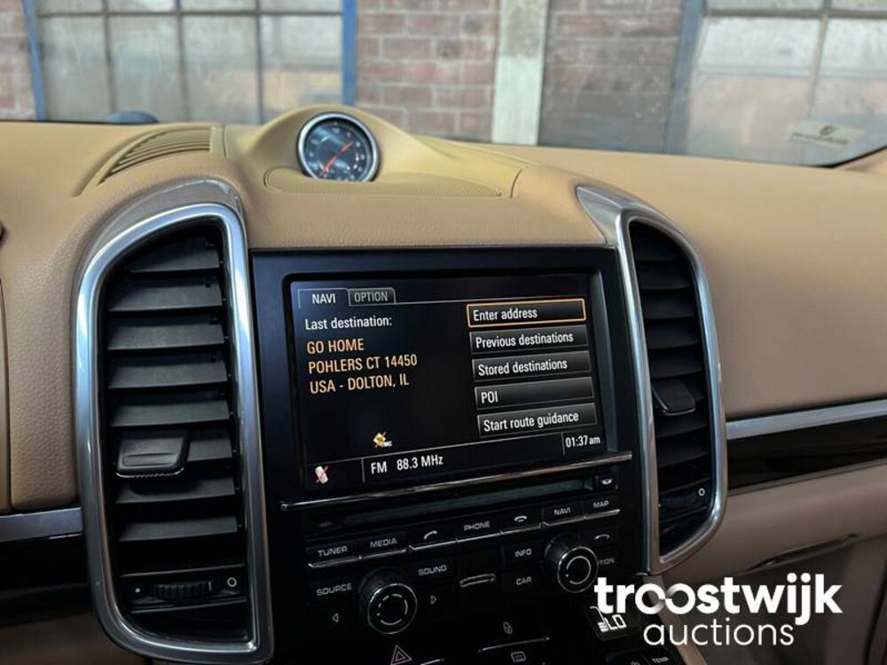 Porsche  Cayenne 3.6 V6 300 PS PDK 2012 