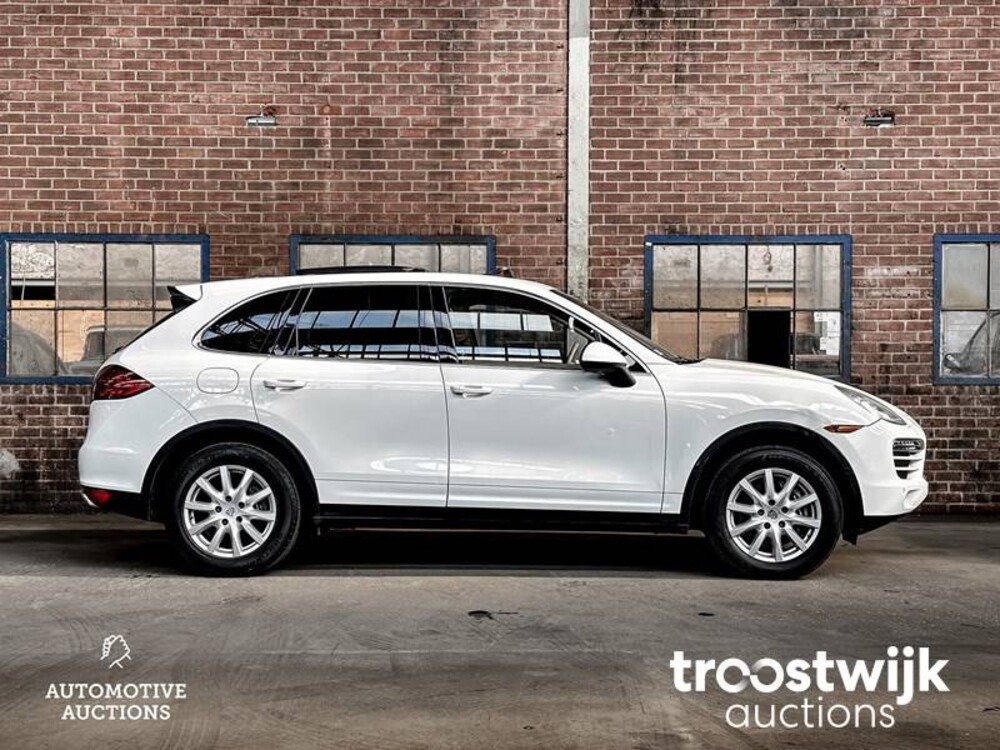 Porsche  Cayenne 3.6 V6 300 PS PDK 2012 
