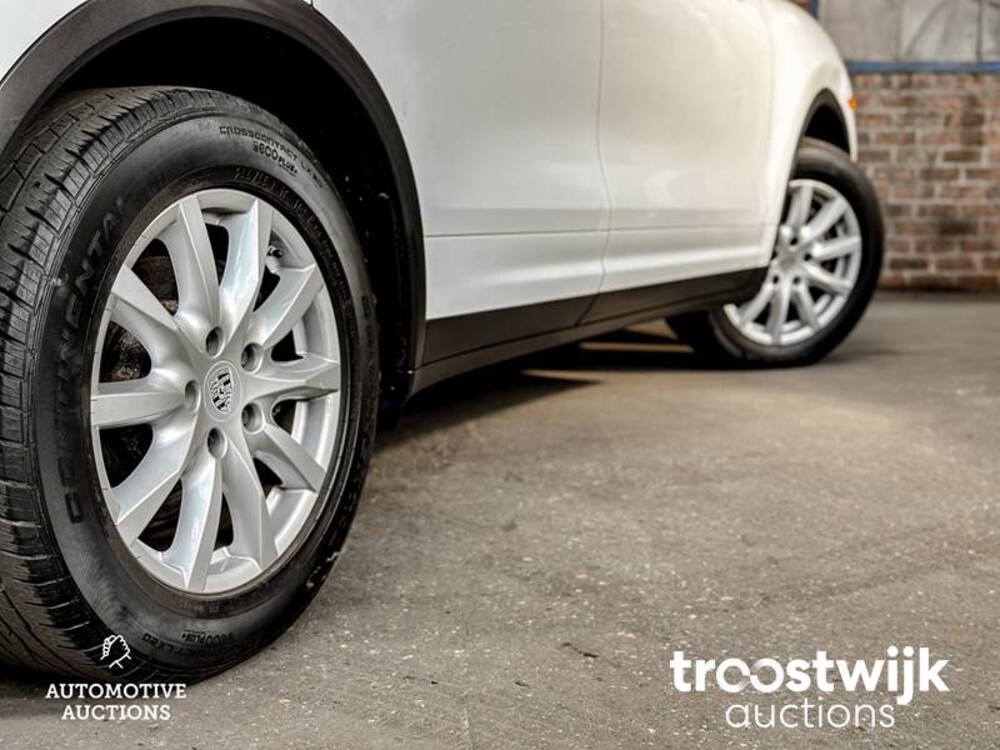 Porsche  Cayenne 3.6 V6 300 PS PDK 2012 