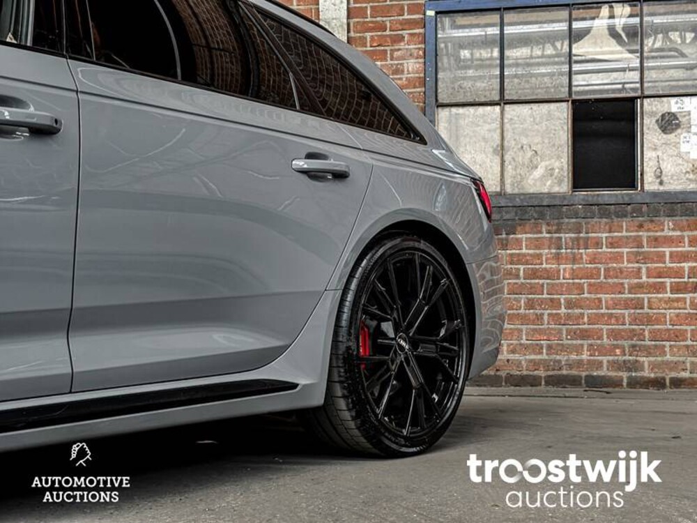 Audi RS4 Avant 2.9 TFSI V6 Quattro NEU-MODELL 450PS 2018, NL-Nummernschild