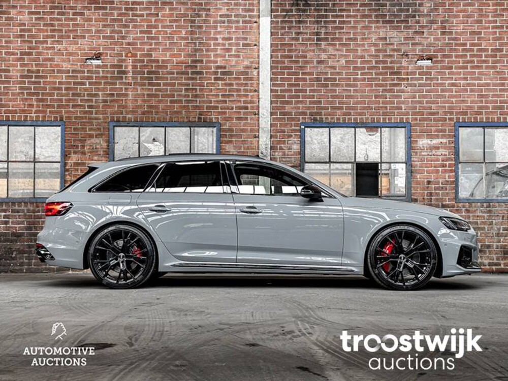 Audi RS4 Avant 2.9 TFSI V6 Quattro NEU-MODELL 450PS 2018, NL-Nummernschild