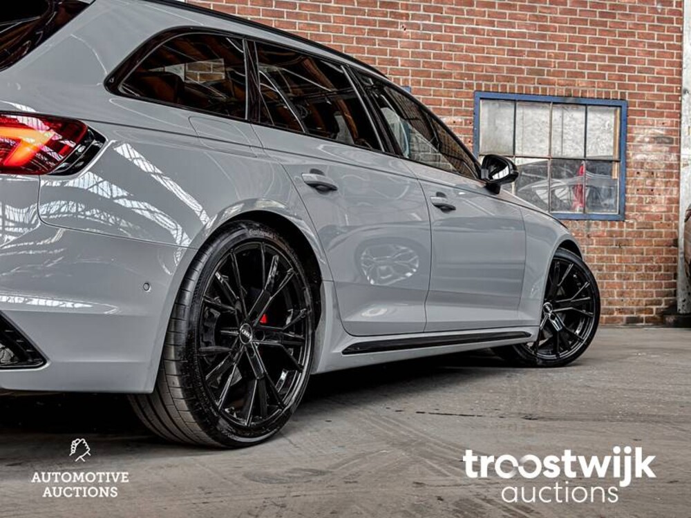 Audi RS4 Avant 2.9 TFSI V6 Quattro NEU-MODELL 450PS 2018, NL-Nummernschild