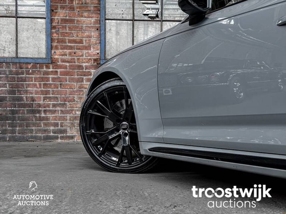 Audi RS4 Avant 2.9 TFSI V6 Quattro NEU-MODELL 450PS 2018, NL-Nummernschild
