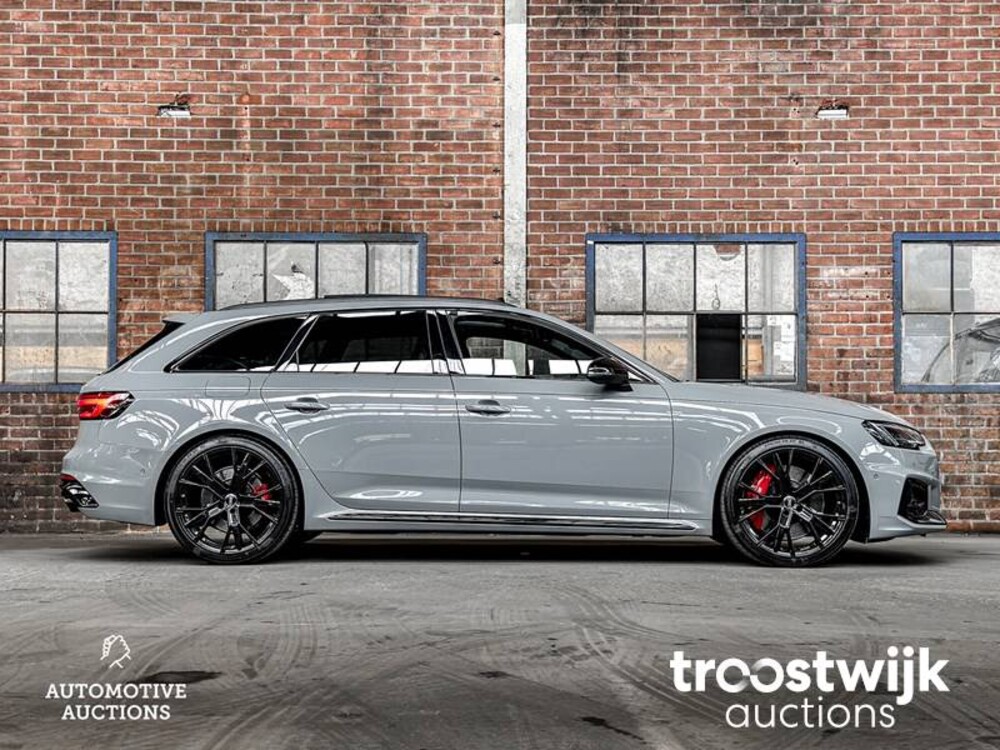 Audi RS4 Avant 2.9 TFSI V6 Quattro NEU-MODELL 450PS 2018, NL-Nummernschild