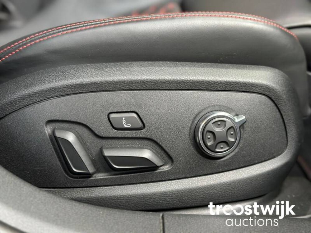 Audi RS4 Avant 2.9 TFSI V6 Quattro NEU-MODELL 450PS 2018, NL-Nummernschild