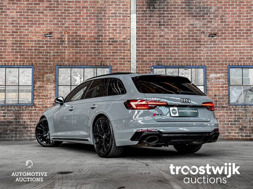 Audi RS4 Avant 2.9 TFSI V6 Quattro NEU-MODELL 450PS 2018, NL-Nummernschild