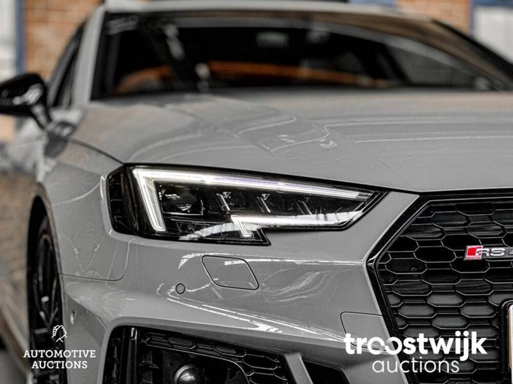 Audi RS4 Avant 2.9 TFSI V6 Quattro NEU-MODELL 450PS 2018, NL-Nummernschild