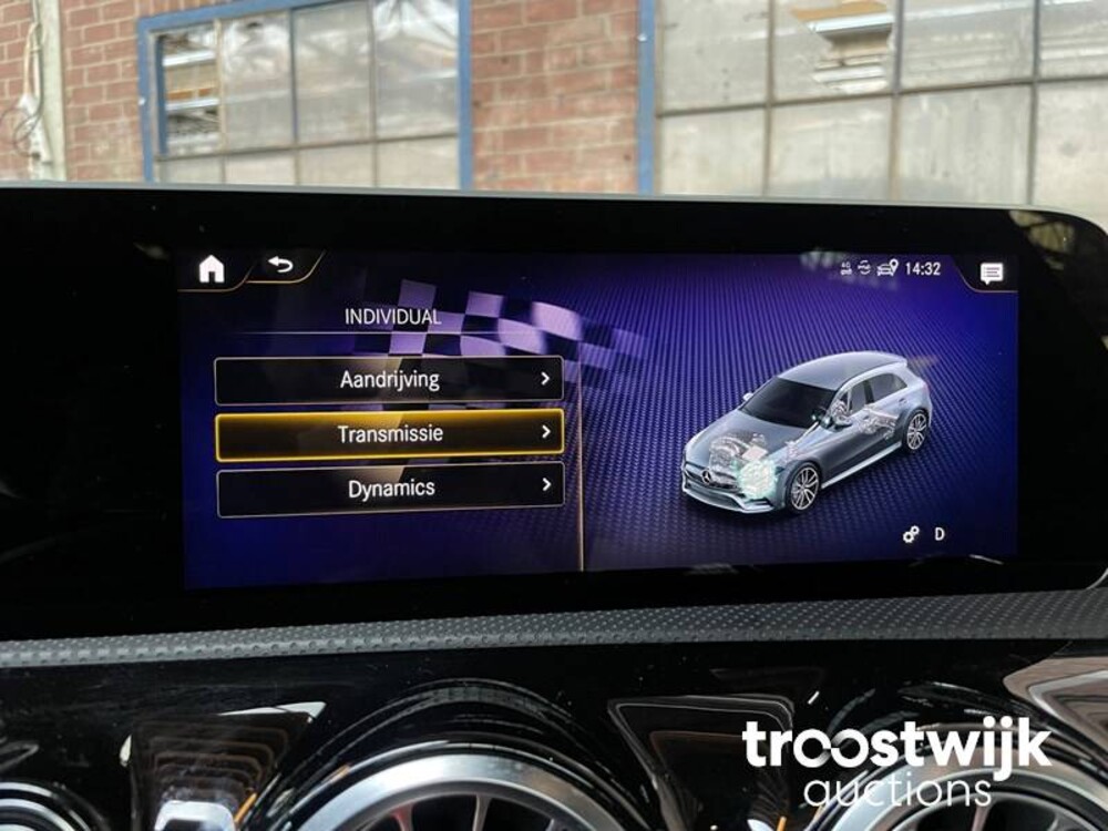 Mercedes-Benz A35 AMG 4Matic Premium Plus 306 PS 2019 A-Klasse, J-833-GL