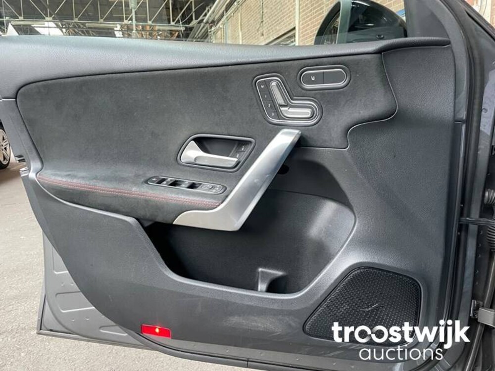 Mercedes-Benz A35 AMG 4Matic Premium Plus 306 PS 2019 A-Klasse, J-833-GL