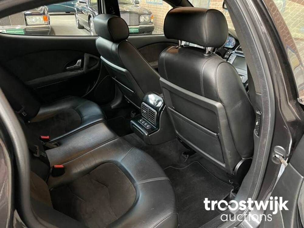 Maserati Quattroporte GTS 4.7 V8 439 PS 2011