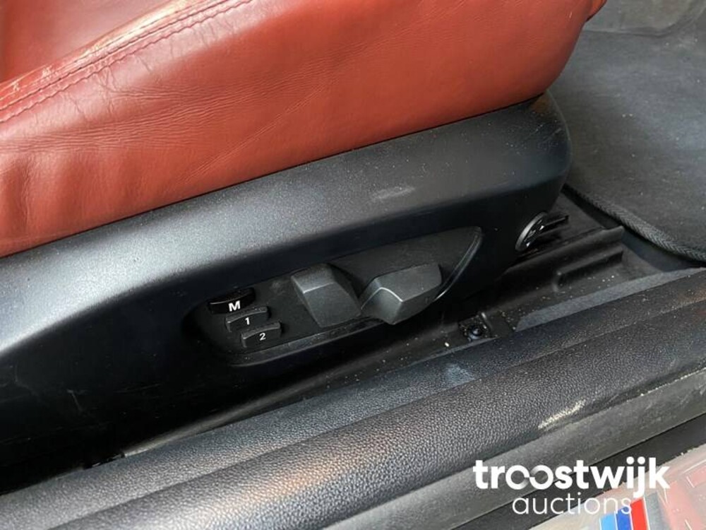 BMW M3 E93 4.0 V8 420 PS 2012 DCT