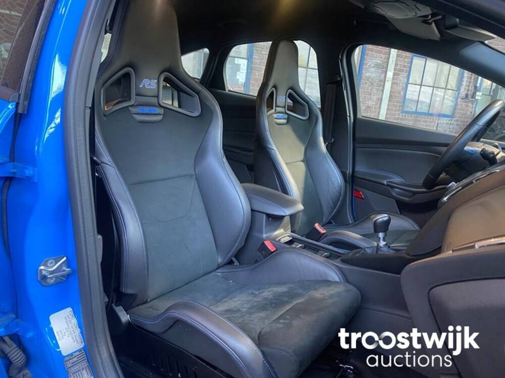 Ford Focus RS 2.3  350PS 2016