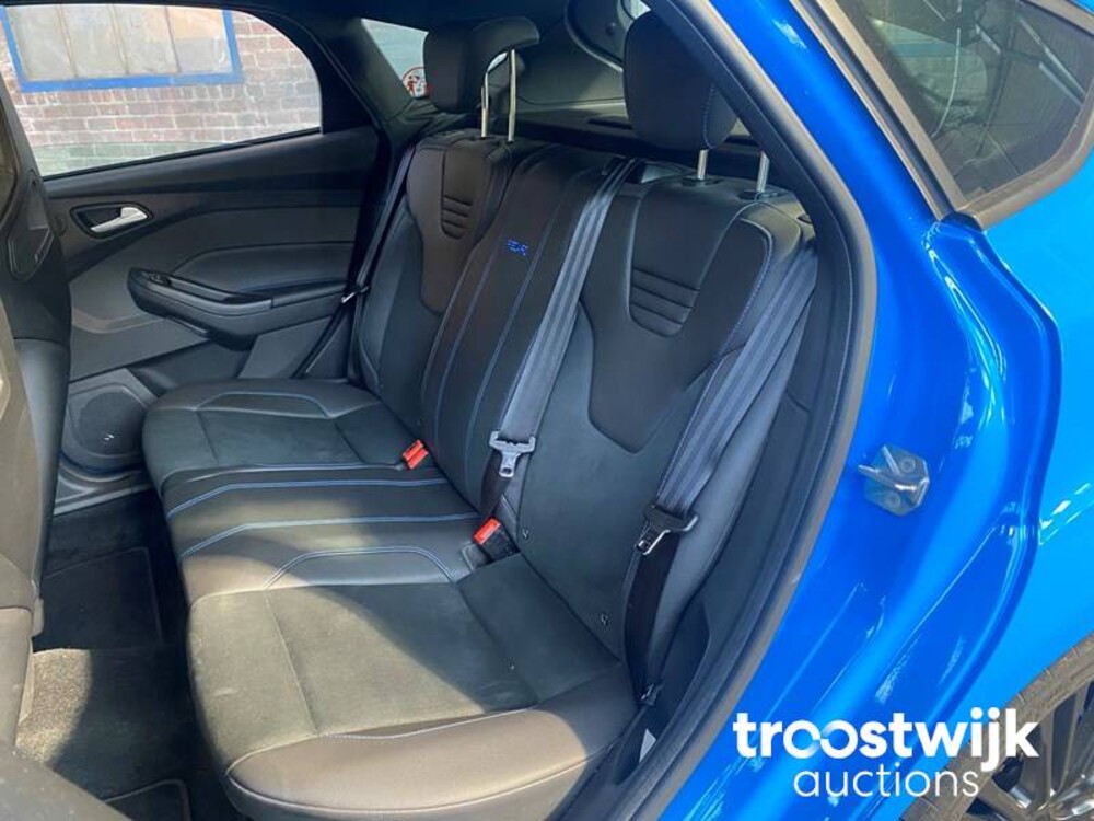 Ford Focus RS 2.3  350PS 2016