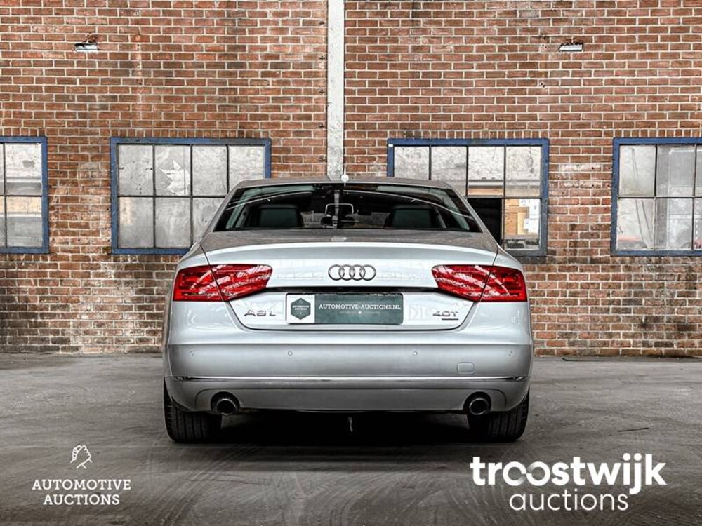 Audi A8 Lang 4.0 TFSI V8 435PS 2013