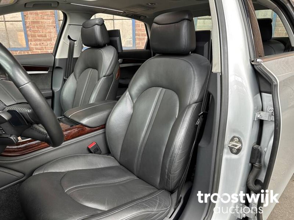 Audi A8 Lang 4.0 TFSI V8 435PS 2013