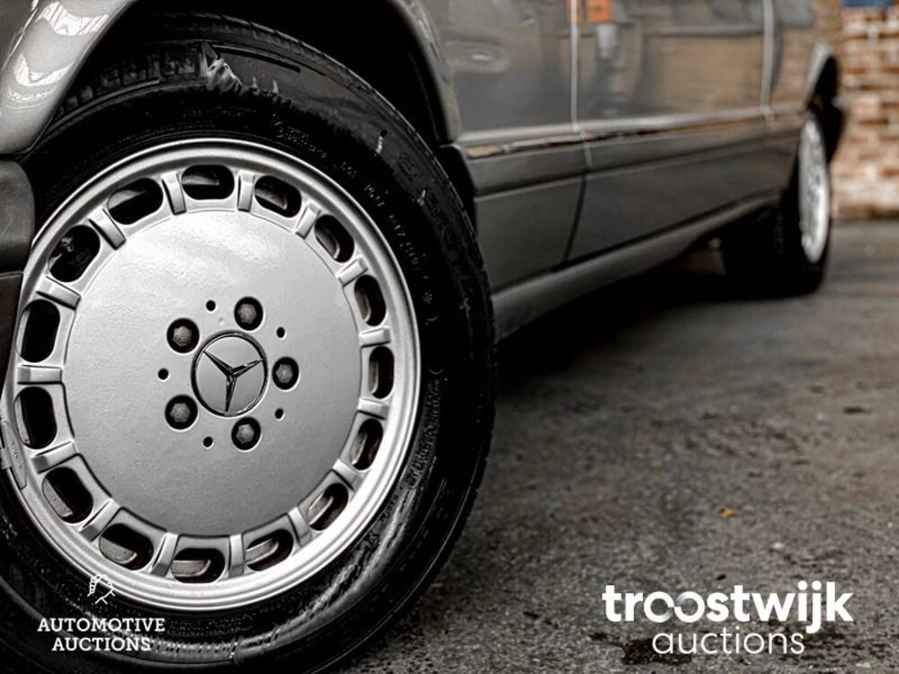 Mercedes-Benz 380 SEC 204hp 1985 S-class, 57-LZB-9