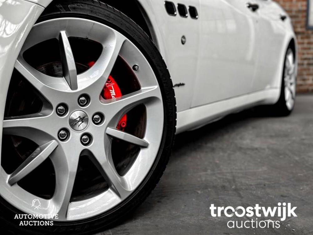 Maserati Quattroporte 4.2 V8 400hp 2007 -Youngtimer-