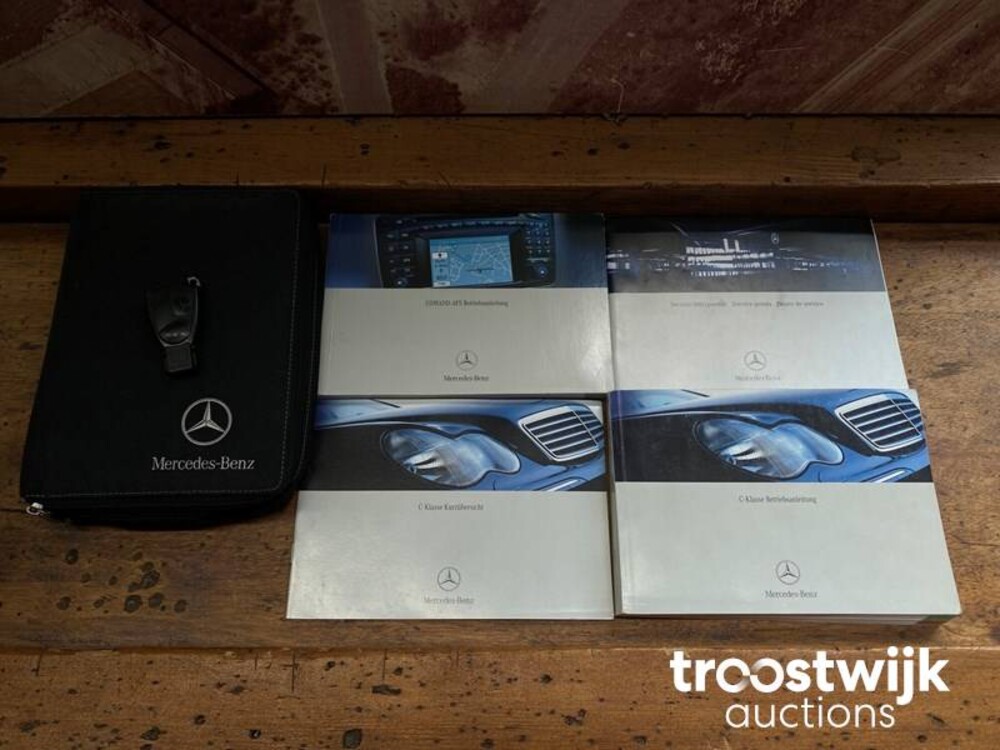 Mercedes-Benz C320 Elegance 4Matic C-klasse Combi  218 PS 2003, R-016-SV
