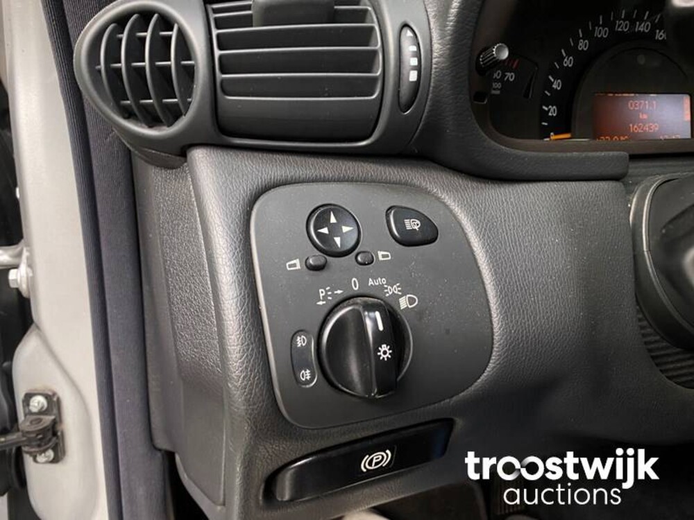 Mercedes-Benz C320 Elegance 4Matic C-klasse Combi  218 PS 2003, R-016-SV