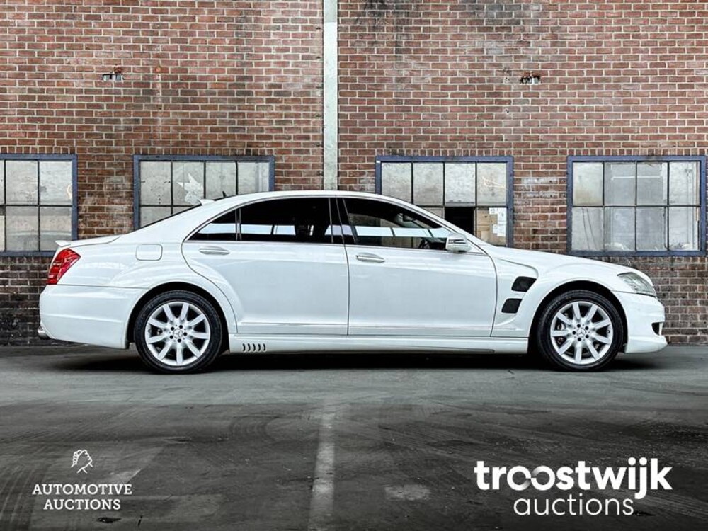 Mercedes-Benz S500L 5.5 V8 388hp 2006 -Youngtimer-