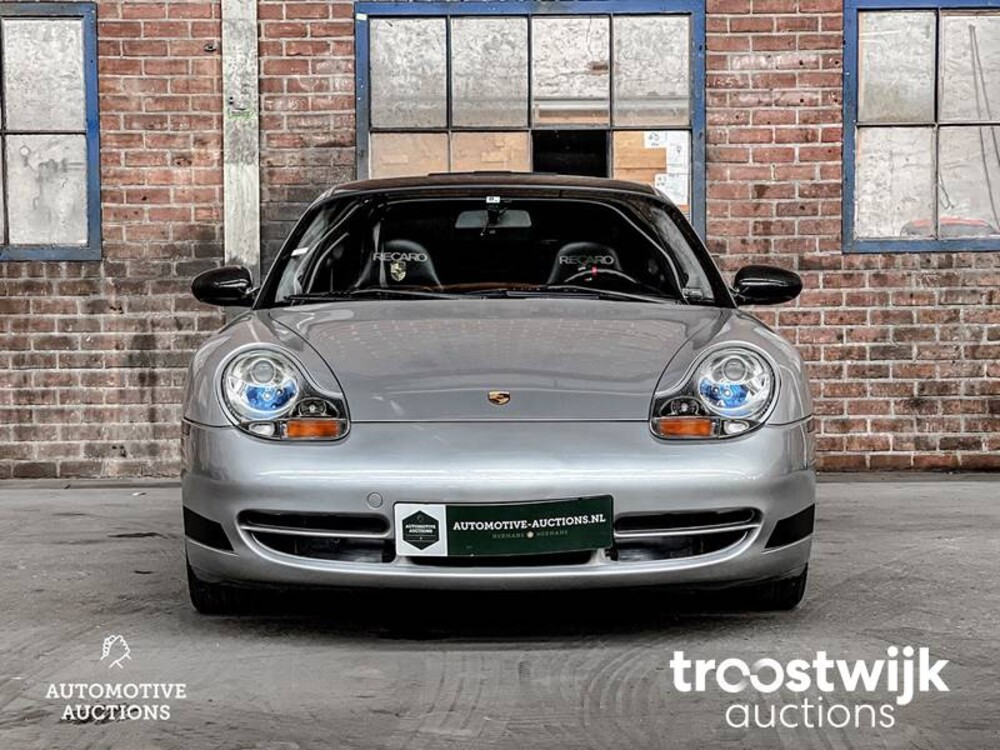 Porsche 911 996 Carrera 3.4 300hp 2000 -Youngtimer-