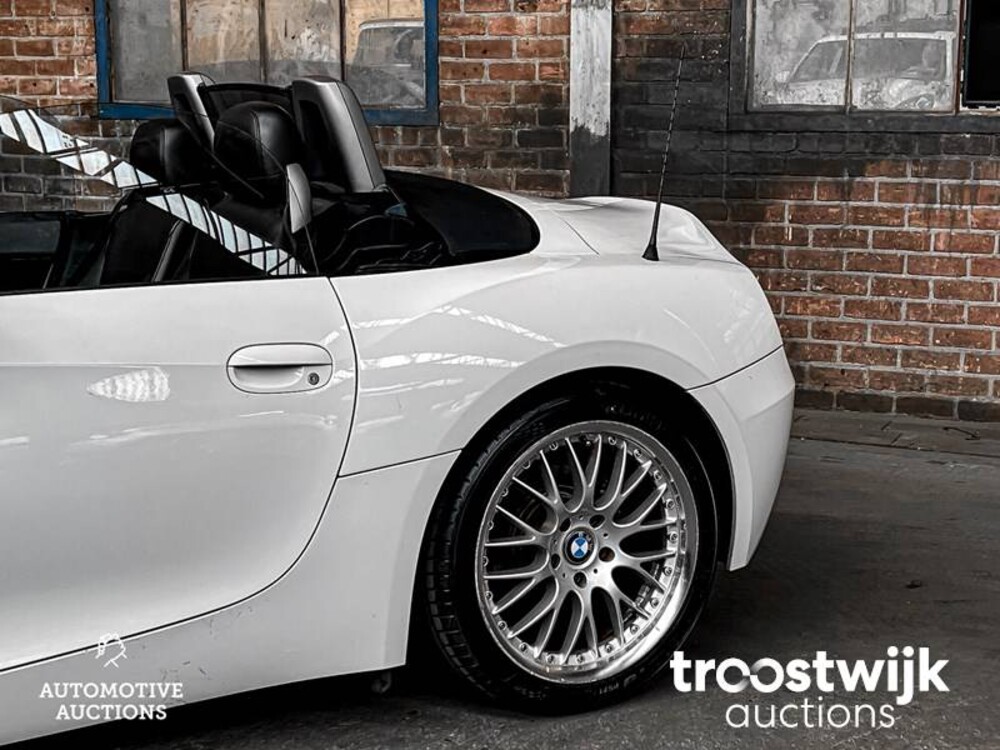 BMW Z4 Roadster 3.0i 231hp SMG 2004 -Youngtimer-