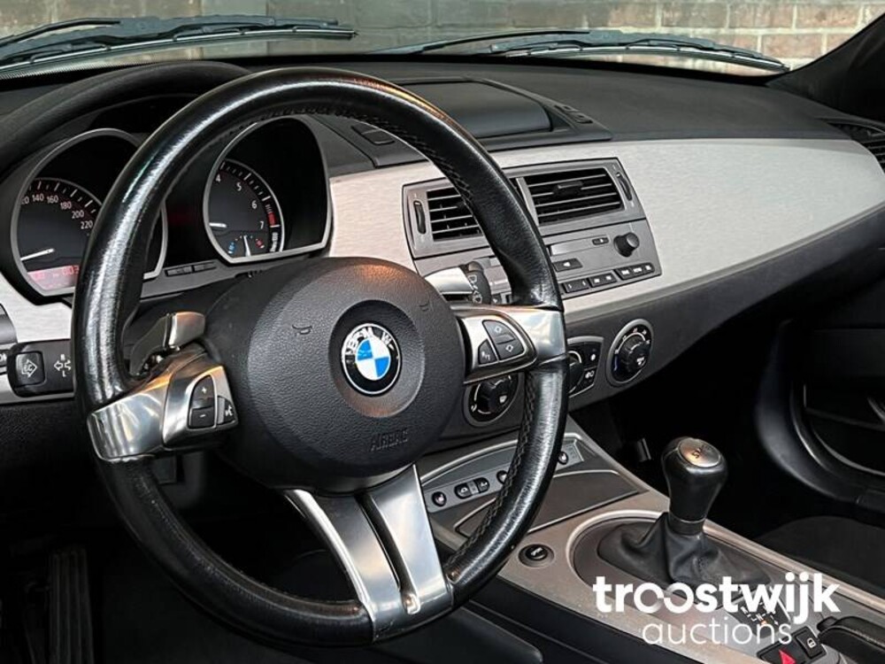 BMW Z4 Roadster 3.0i 231hp SMG 2004 -Youngtimer-