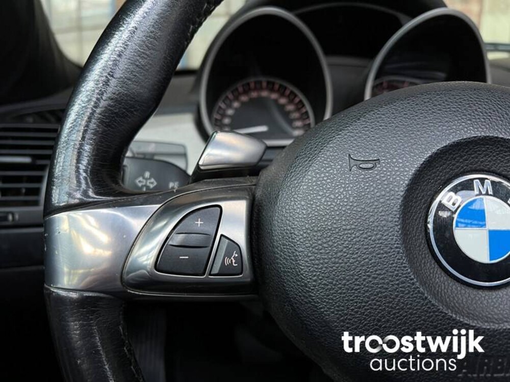 BMW Z4 Roadster 3.0i 231hp SMG 2004 -Youngtimer-