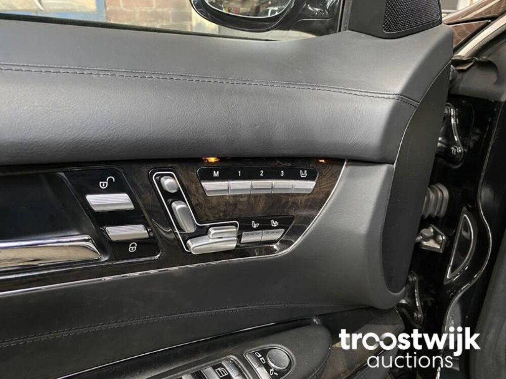 Mercedes-Benz CL500 AMG 5.5 V8  CL-Klasse 388PS 2007 -Youngtimer-