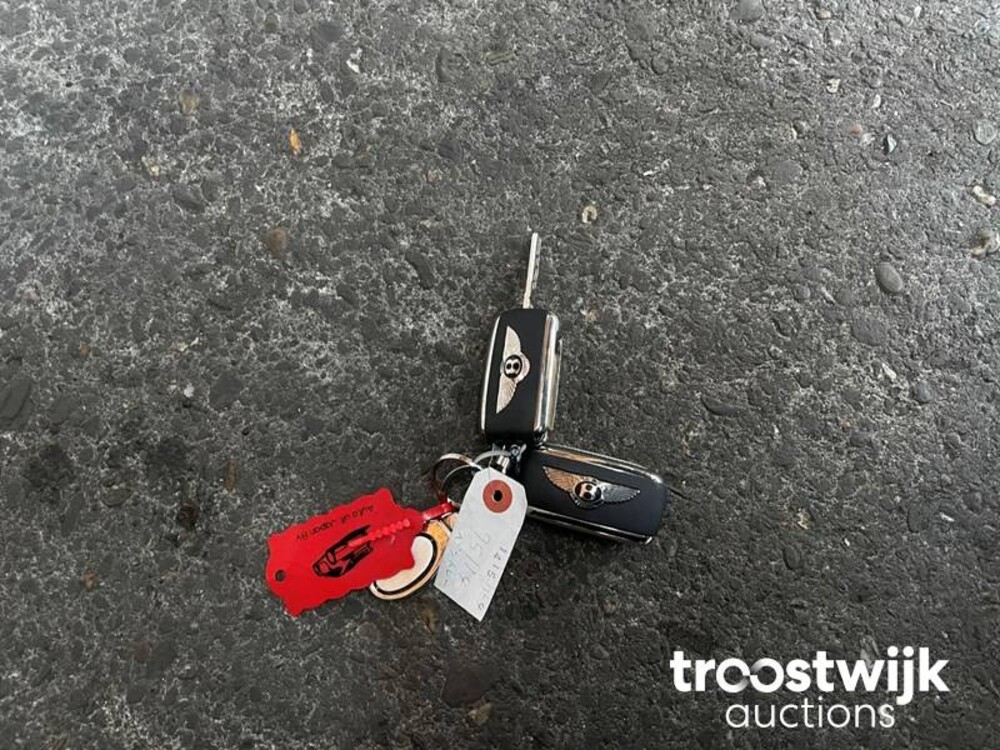 Bentley  Continental Flying Spur 6.0 W12 560hp 2008 -Youngtimer-