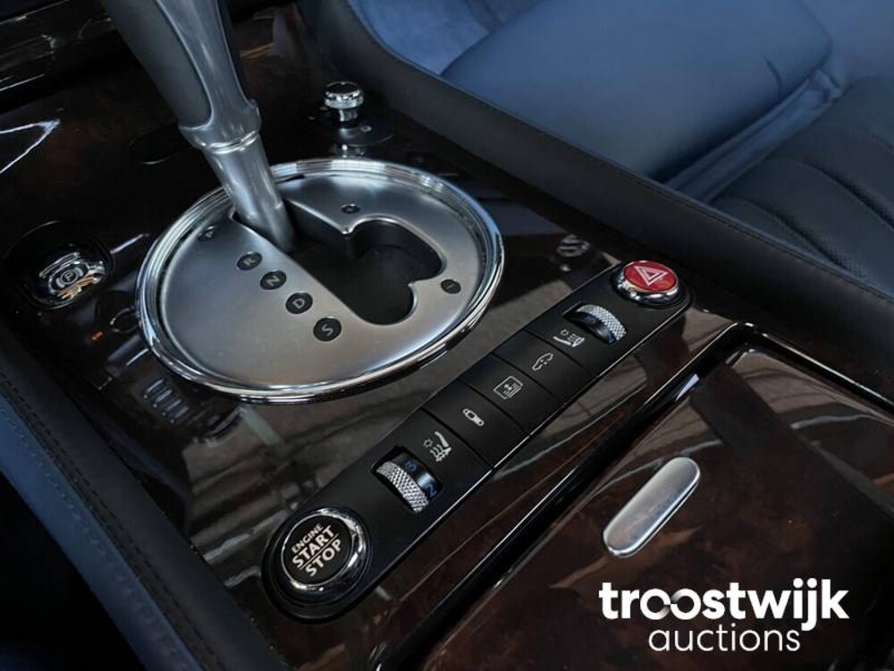 Bentley  Continental Flying Spur 6.0 W12 560hp 2008 -Youngtimer-