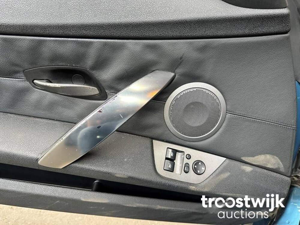 BMW Z4 Roadster 3.0 231PS 2004 SMG -Youngtimer-