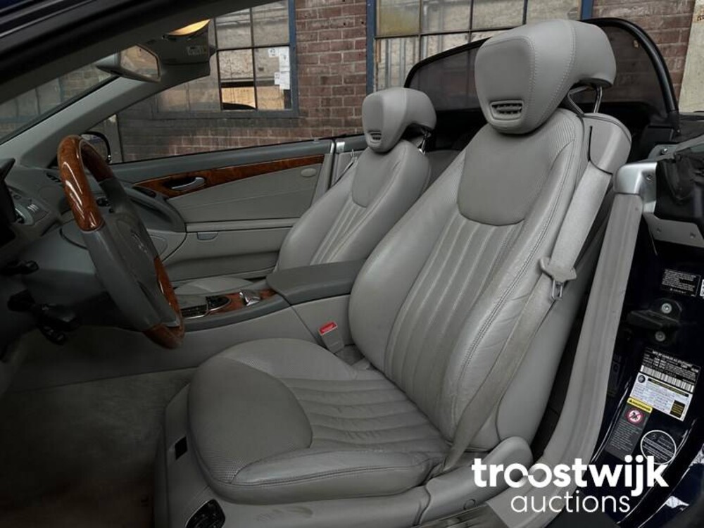 Mercedes-Benz SL500 5.5 SL-Klasse 388 PS 2008 SL-Klasse